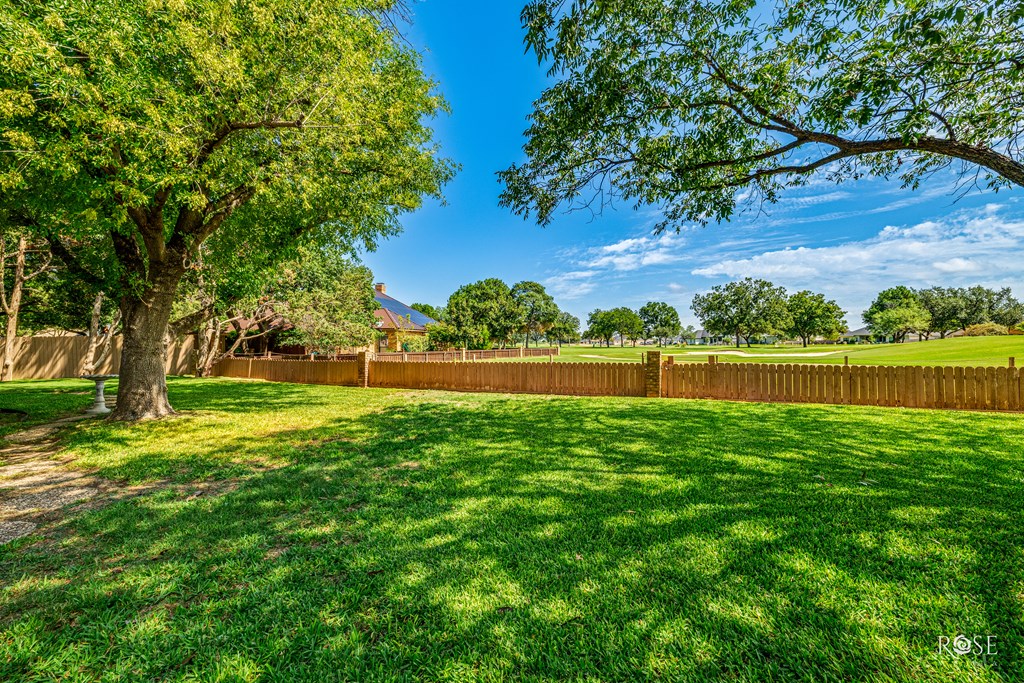 5214 N Bentwood Dr Property Photo 40
