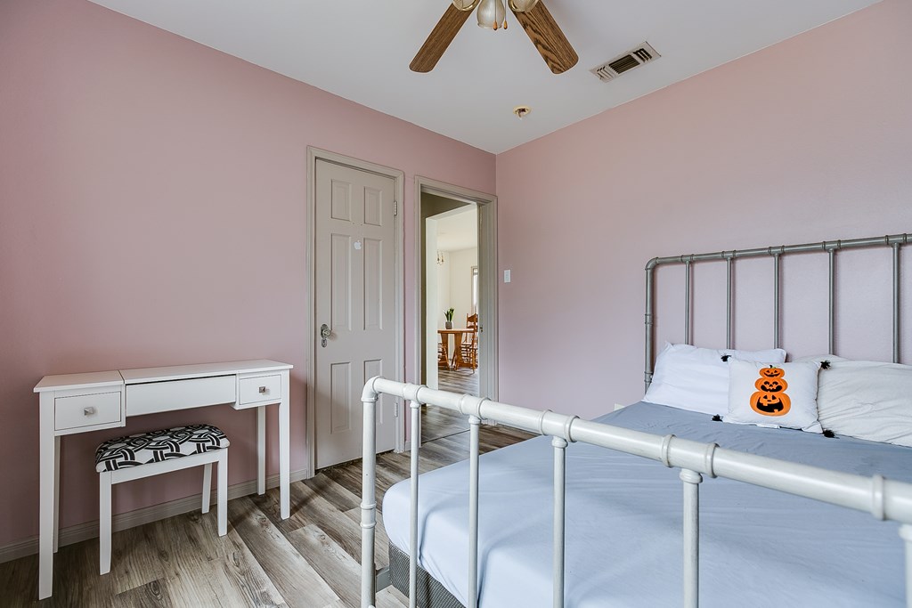 2301 W Concho Ave Property Photo 21