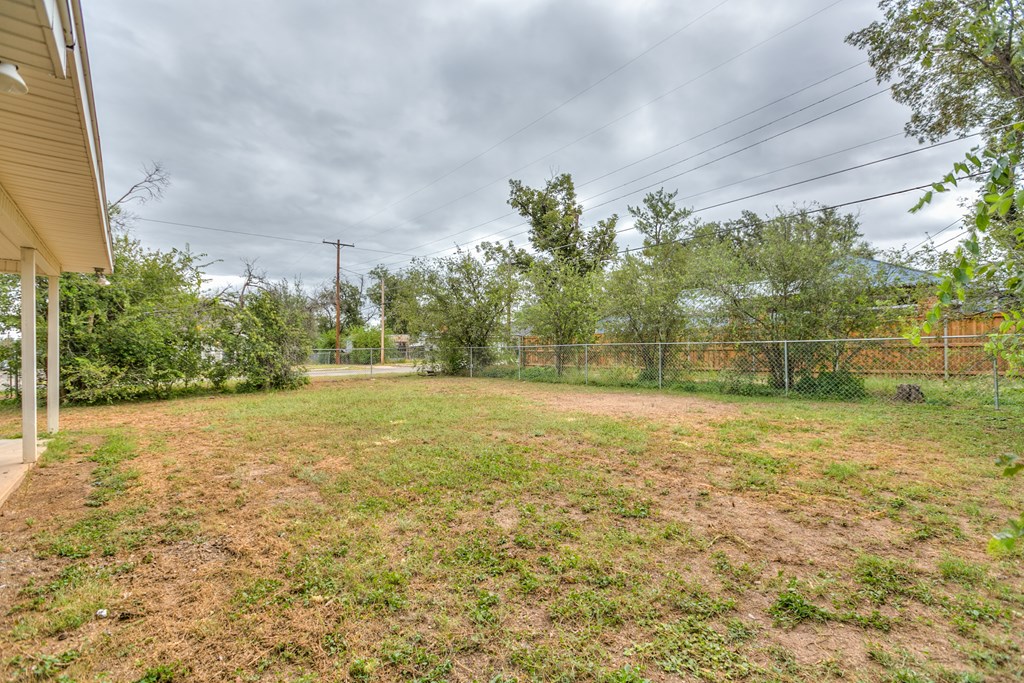 2301 W Concho Ave Property Photo 25