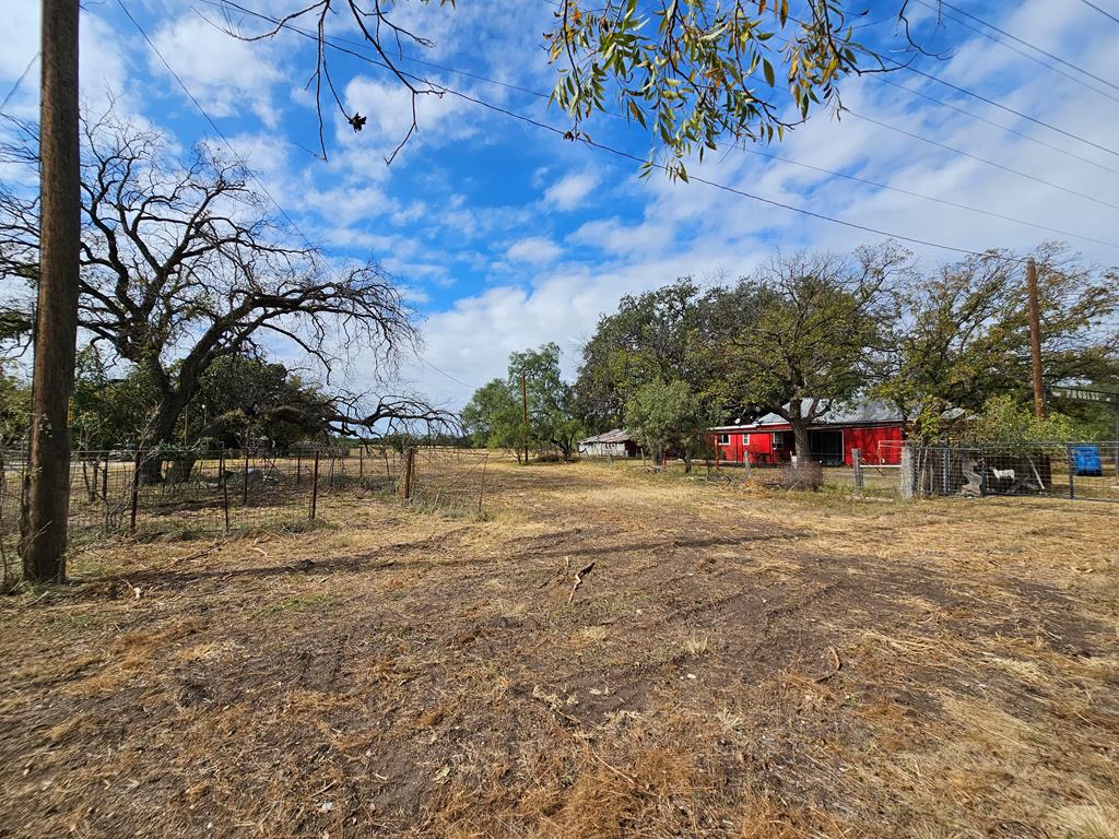 801 Barnett St Property Photo 28