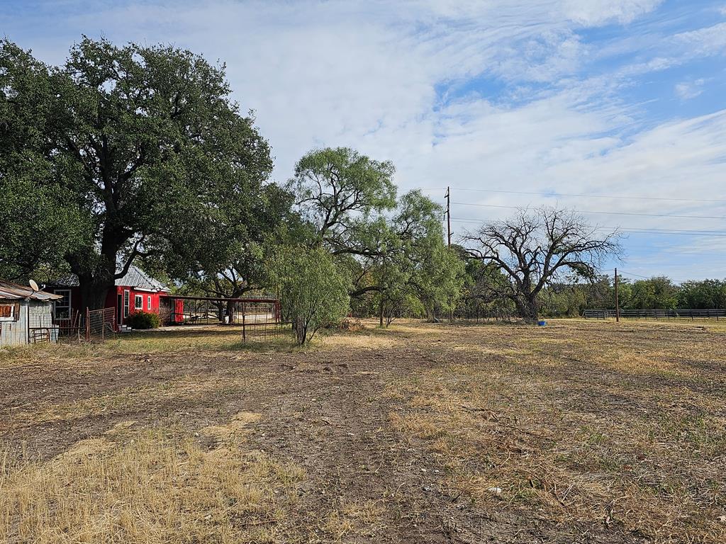 801 Barnett St Property Photo 31