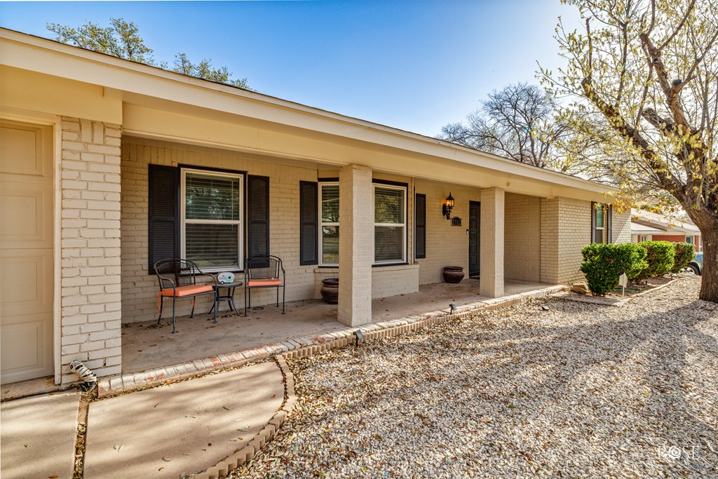2712 Chatterton Dr Property Photo 6