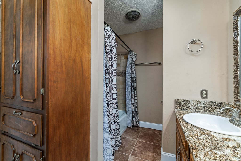 2712 Chatterton Dr Property Photo 19
