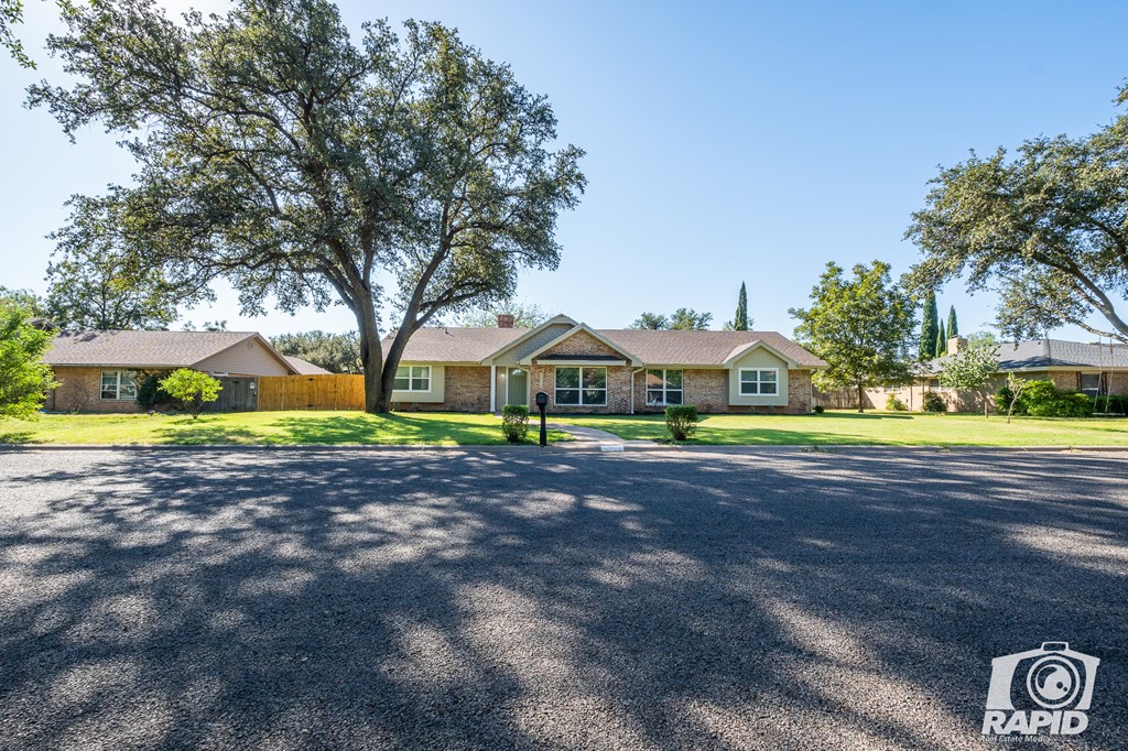 2913 Alta Vista Lane Property Photo 7