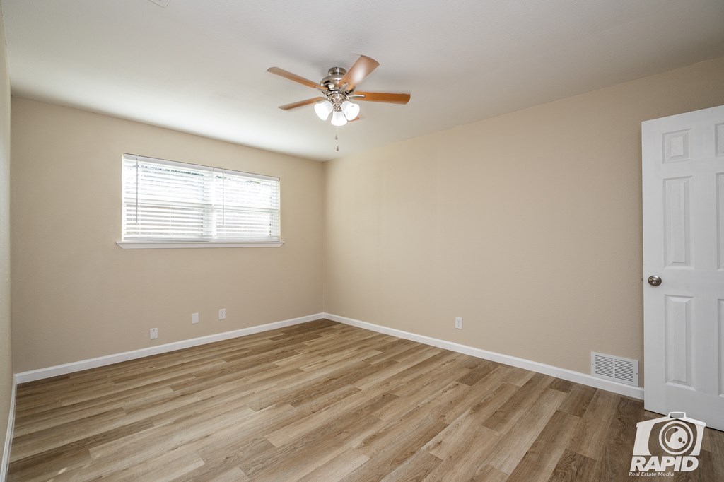 2913 Alta Vista Lane Property Photo 32