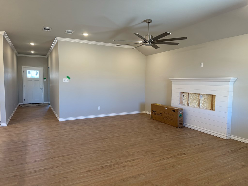 3142 Cedarhill Dr Property Photo 3