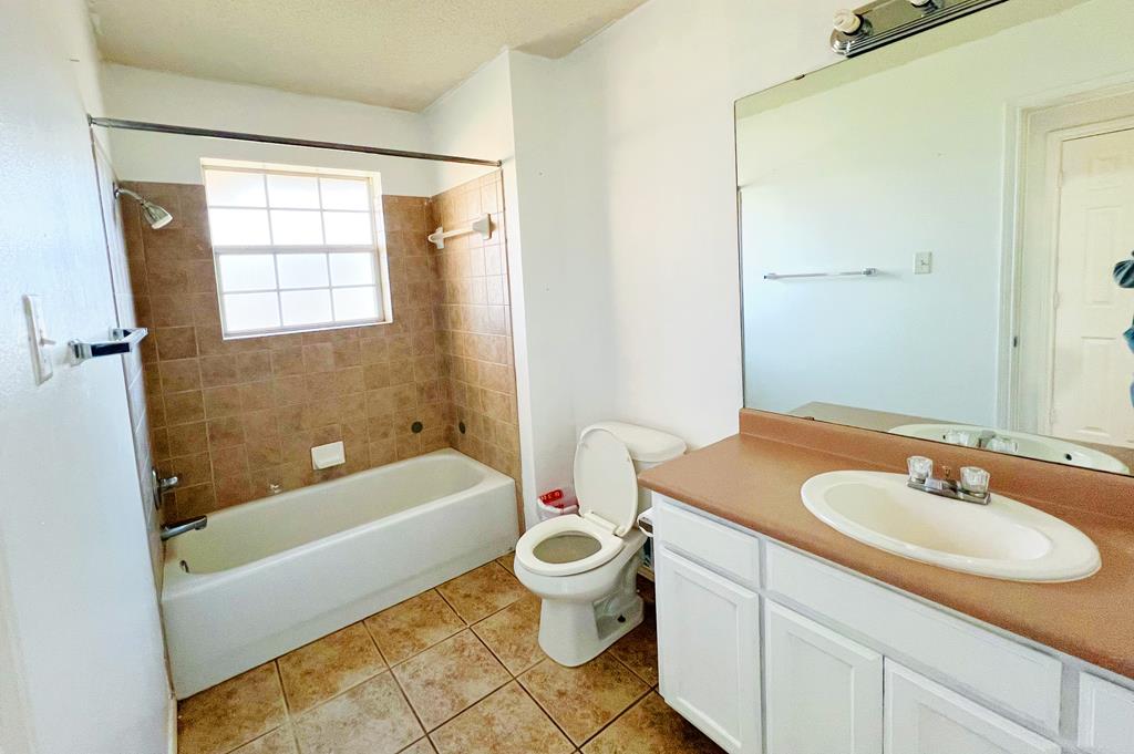 2917 Mcgill Blvd Property Photo 9