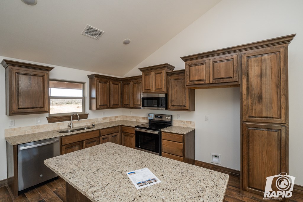 9636 Bighorn Trail Property Photo 7