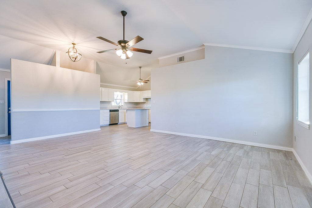 10629 Twin Lakes Lane Property Photo 9