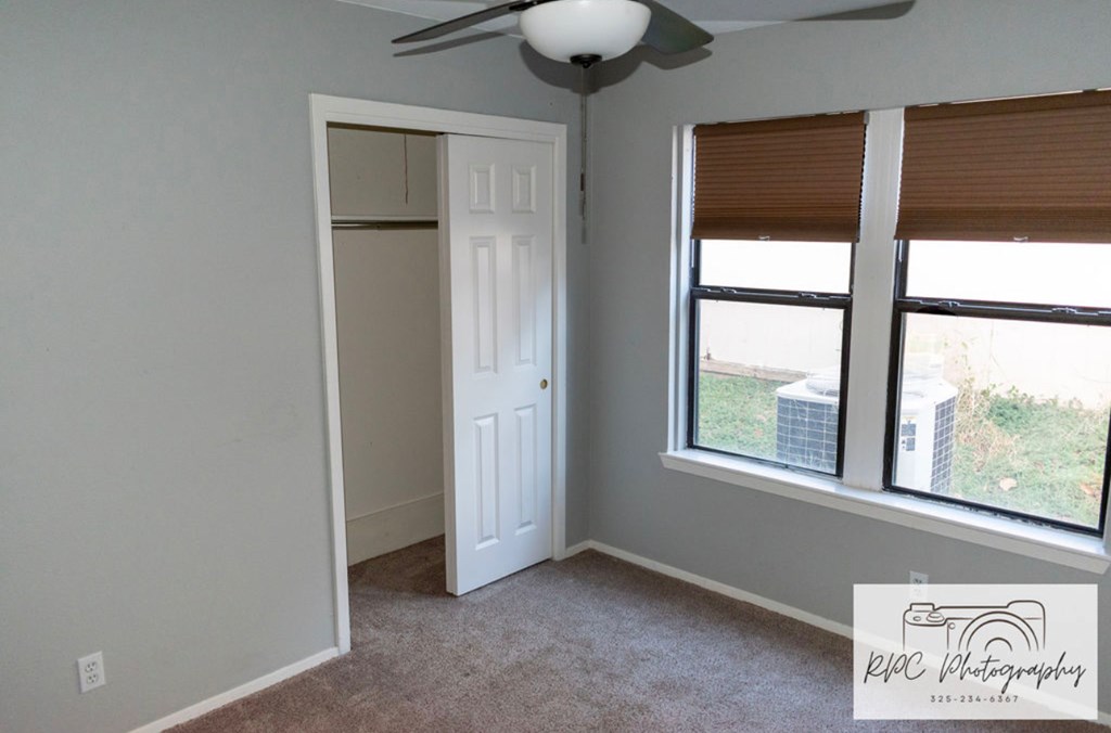 1923 Glenwood Dr Property Photo 12
