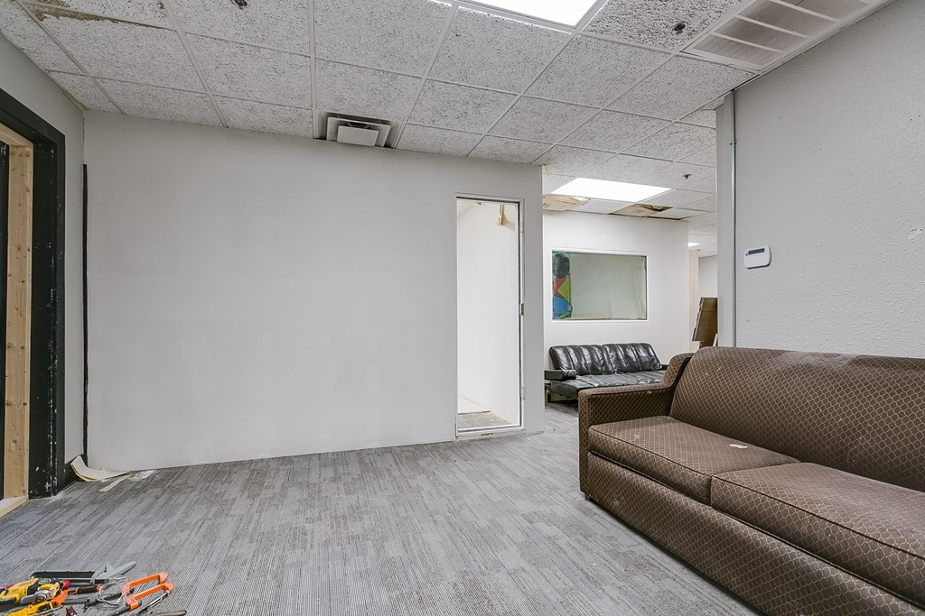 20 Howard Street Property Photo 23