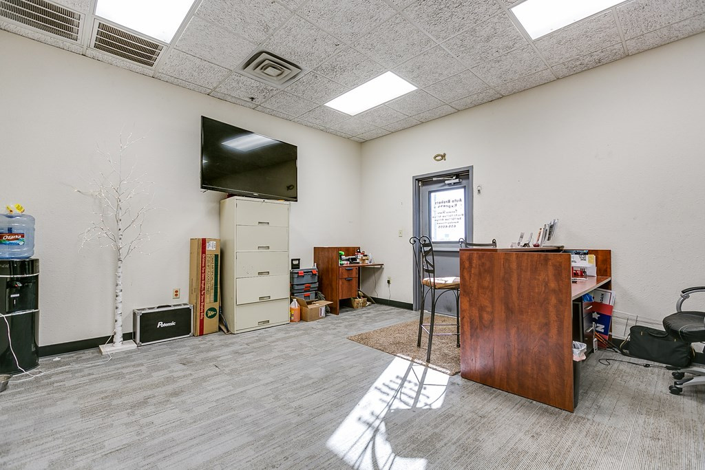 20 Howard Street Property Photo 35