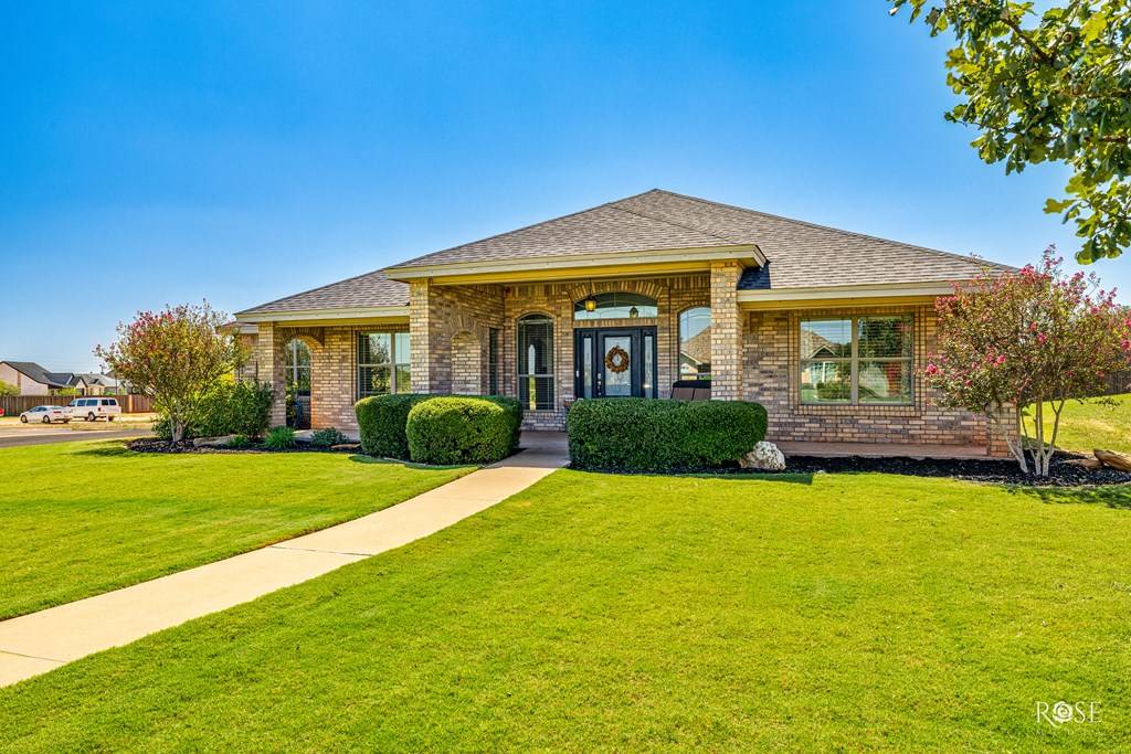 5801 Barrington Ct Property Photo 4