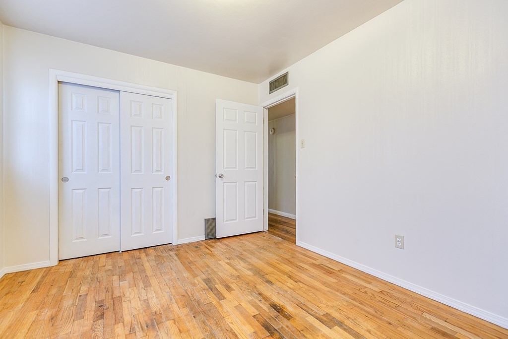 2028 Wilson St Property Photo 22