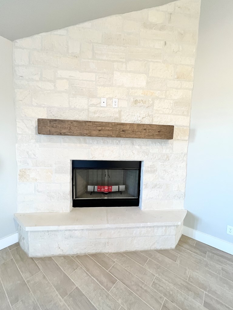1400 Stone Ledge Lane Property Photo 7
