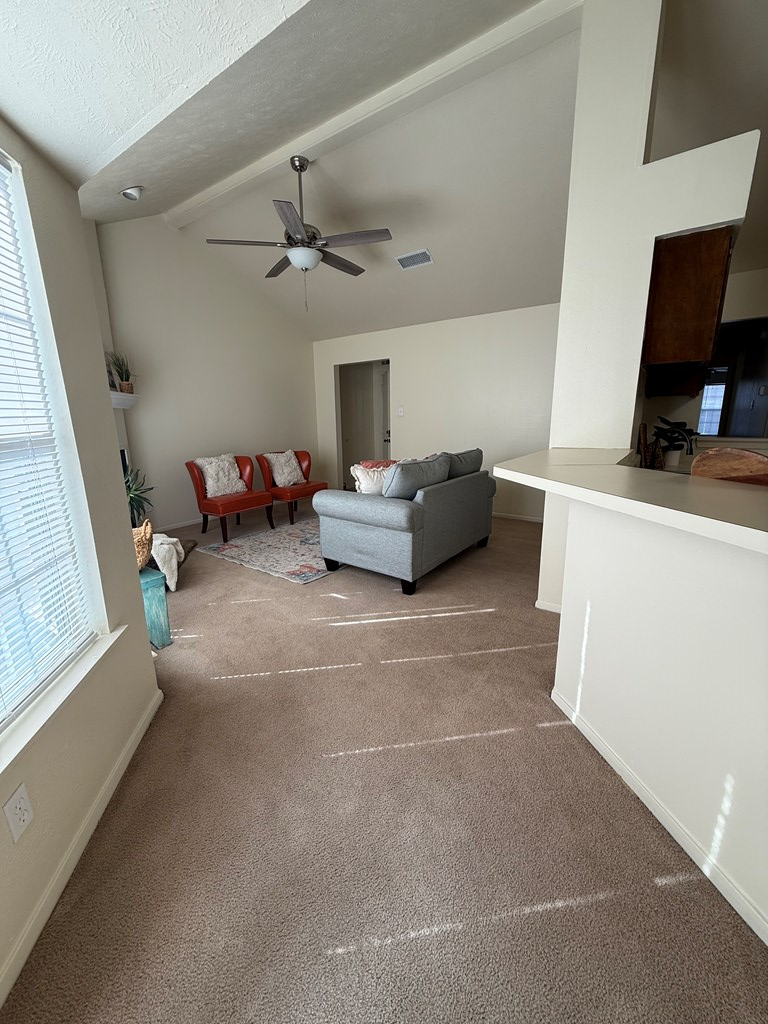 2713 Selman Dr Property Photo 4