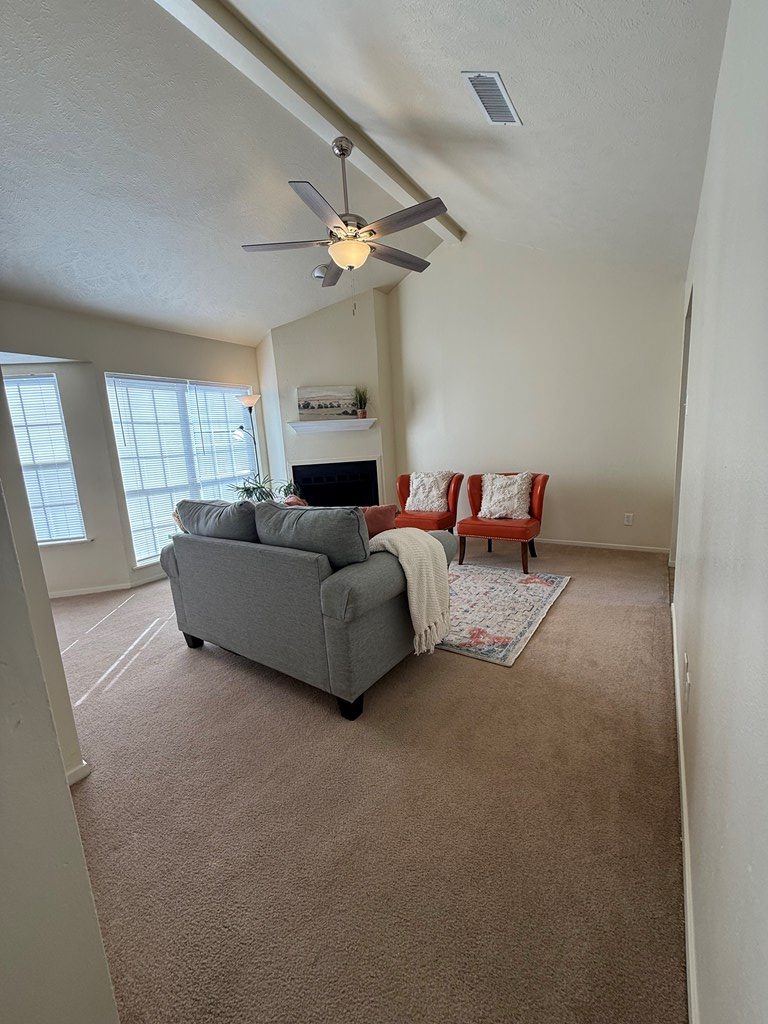 2713 Selman Dr Property Photo 5