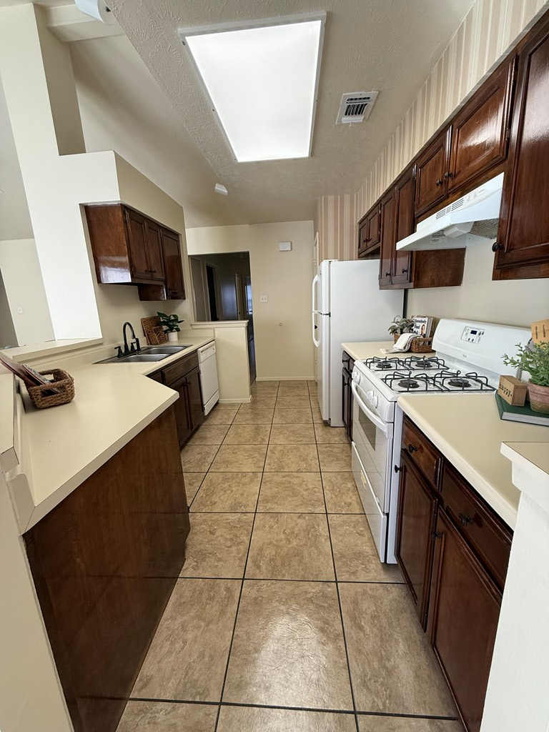 2713 Selman Dr Property Photo 6