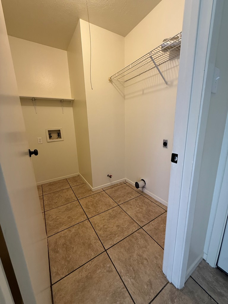 2713 Selman Dr Property Photo 13