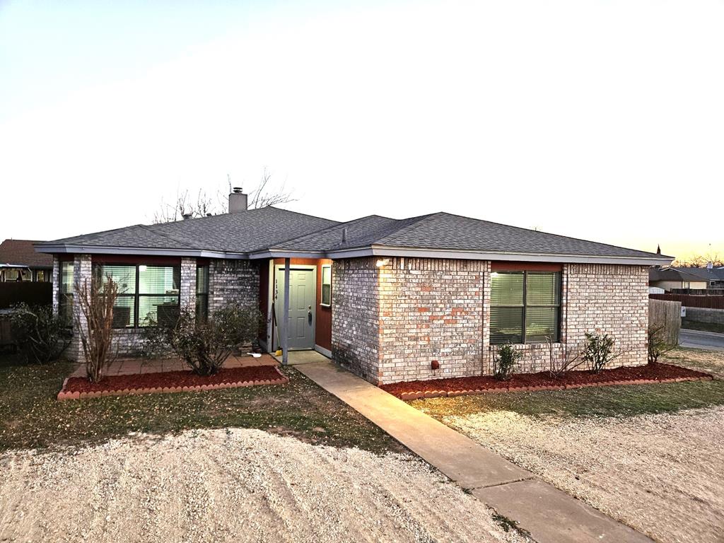 1134 S Concho Park Dr Property Photo