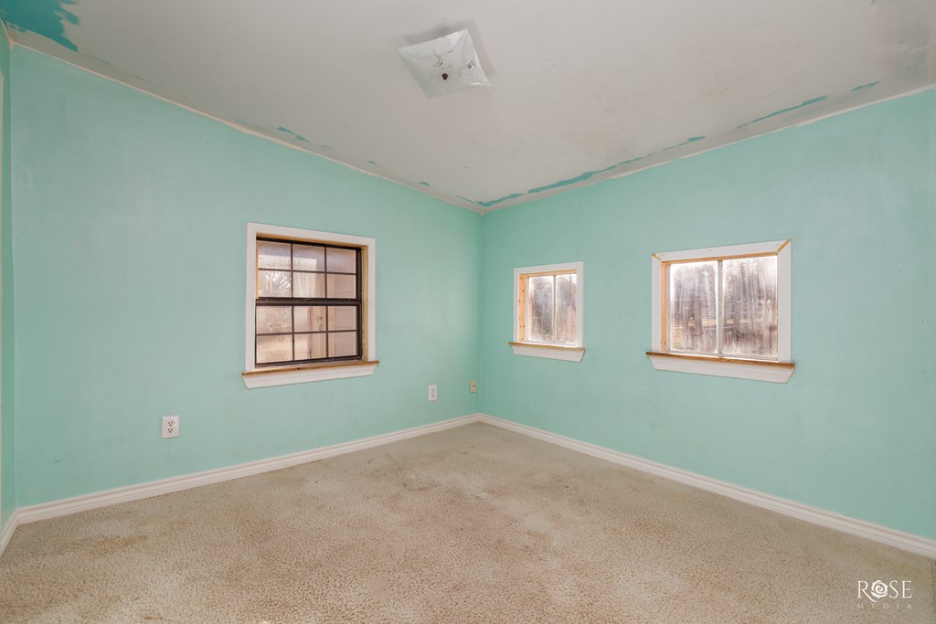 2515 Woodlawn Dr Property Photo 18