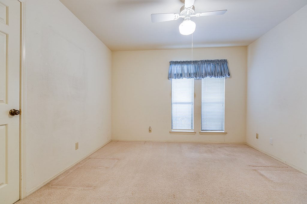 2113 Eagle Court Property Photo 19