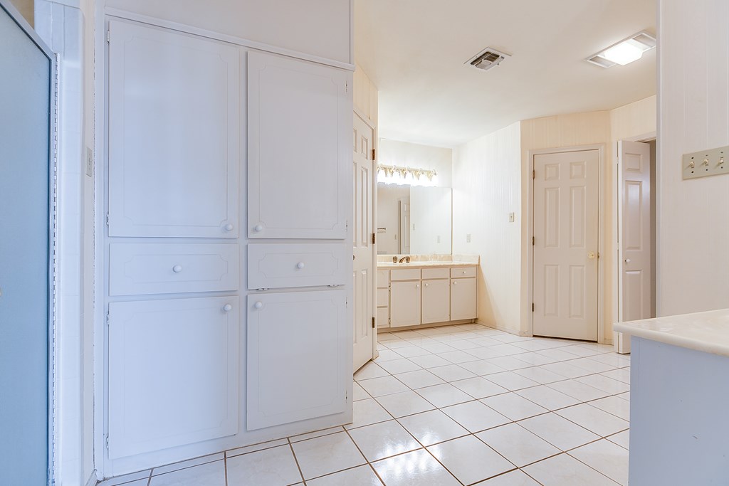 2113 Eagle Court Property Photo 29