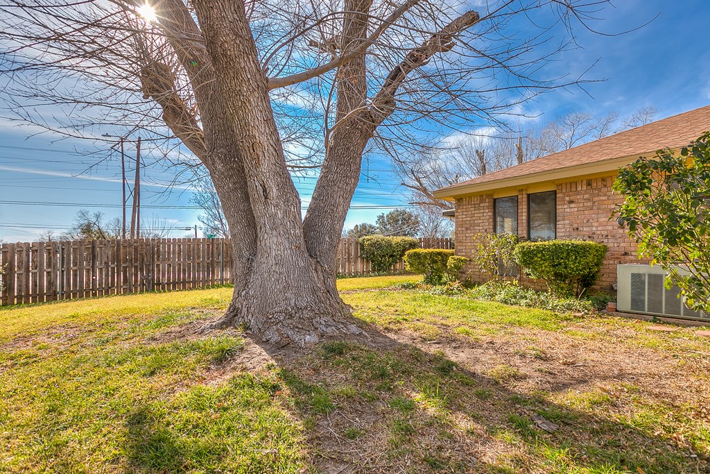 2113 Eagle Court Property Photo 38