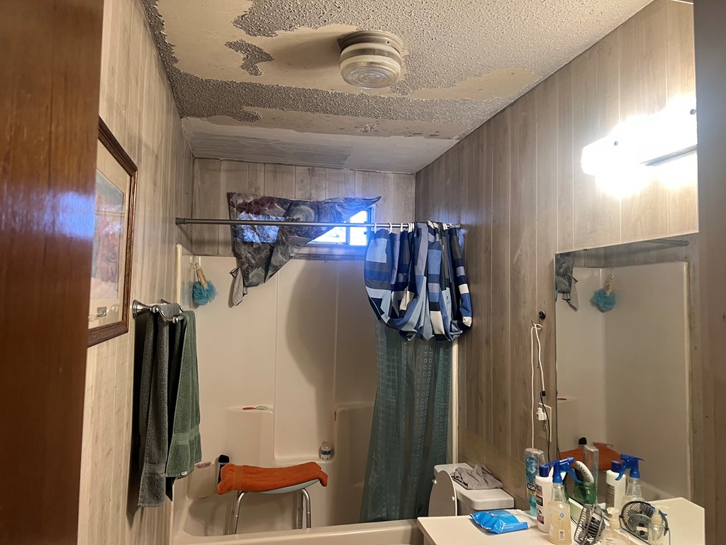 2410 Lindell Ave Property Photo 12