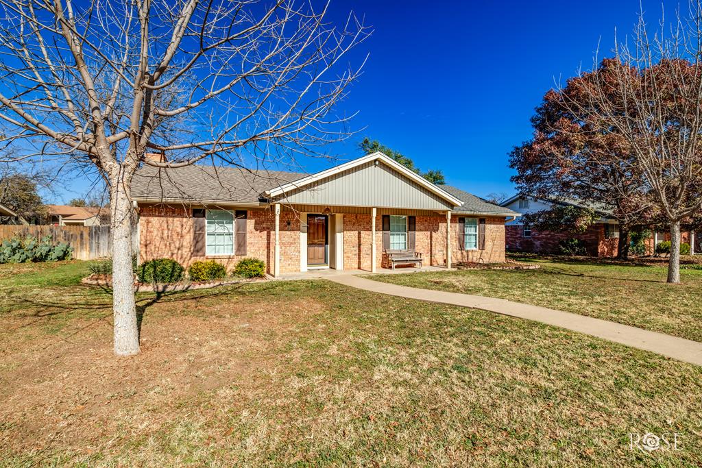 2714 Canyon Creek Dr Property Photo 1