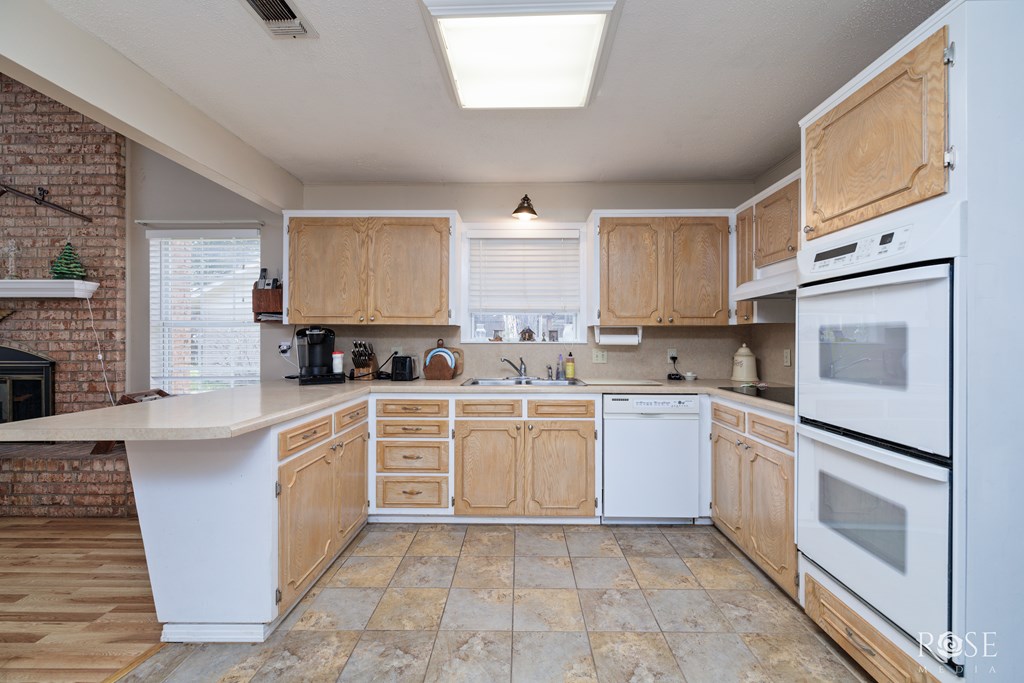 2714 Canyon Creek Dr Property Photo 5