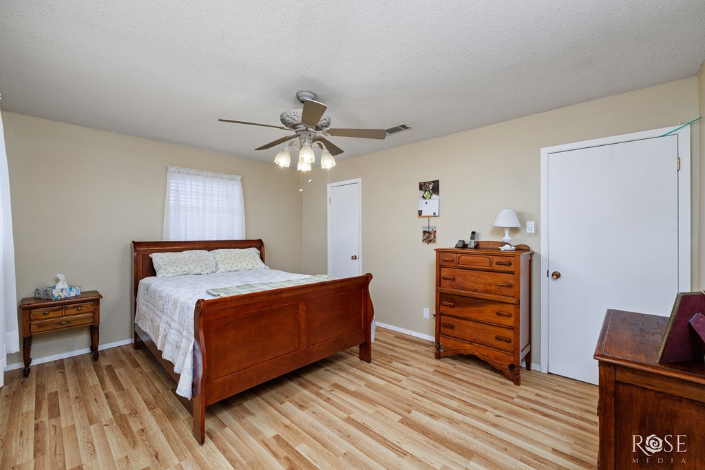 2714 Canyon Creek Dr Property Photo 8