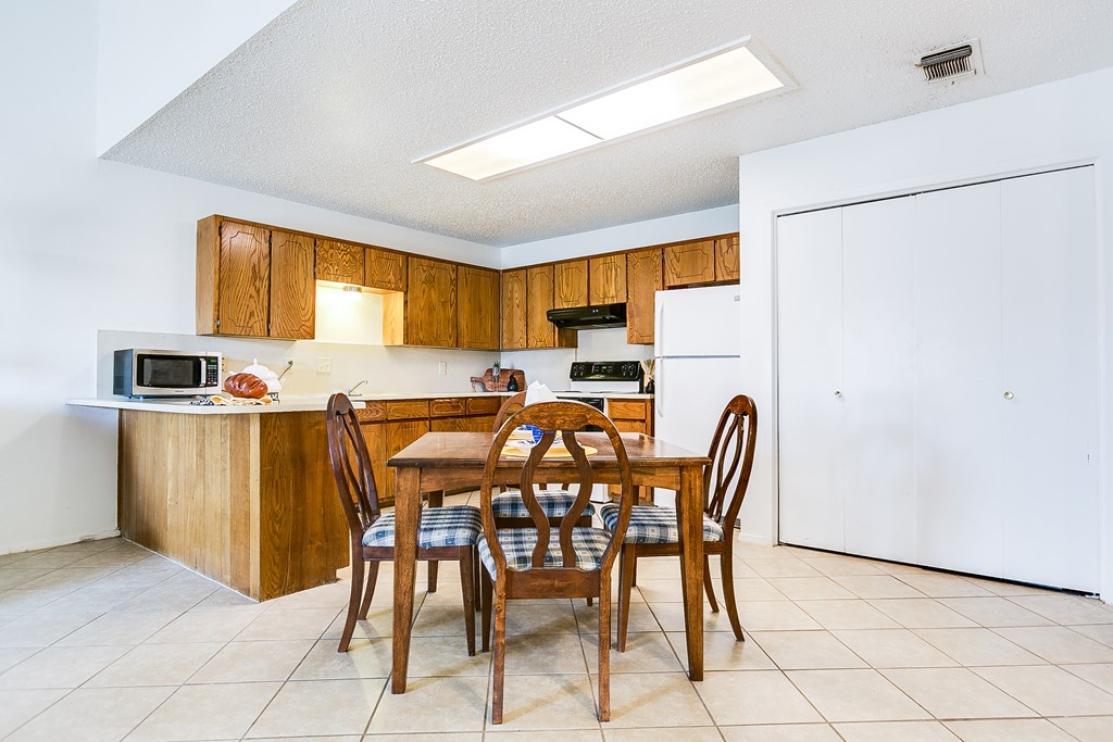 3817-d Wild Rye Tr Property Photo 2