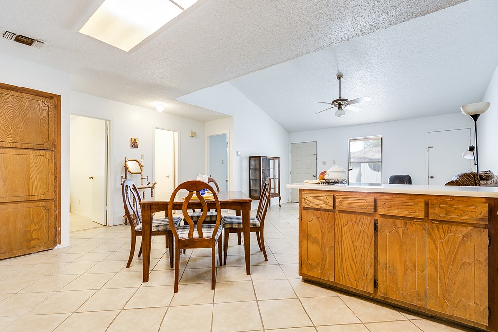 3817-d Wild Rye Tr Property Photo 11