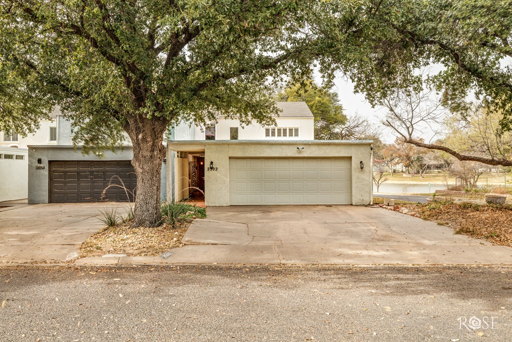 2502 Lindenwood Dr Property Photo 5