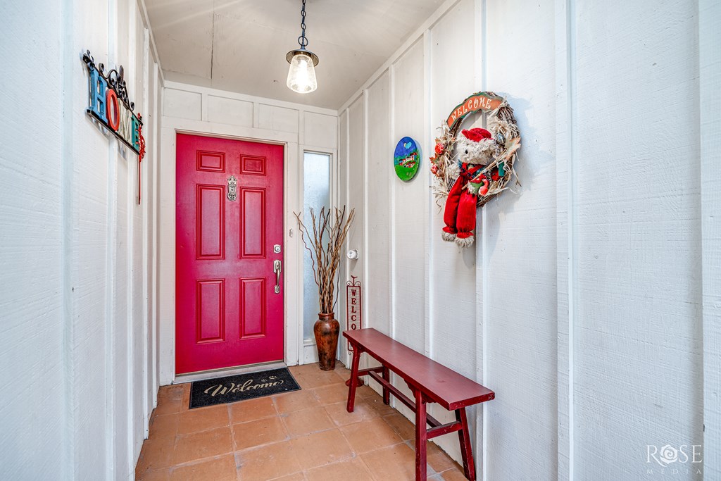 2502 Lindenwood Dr Property Photo 6