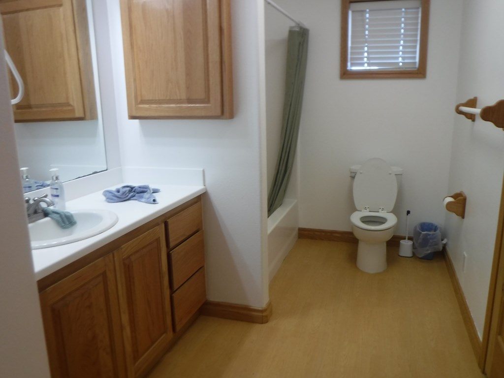 273 County Rd 2596 Property Photo 14