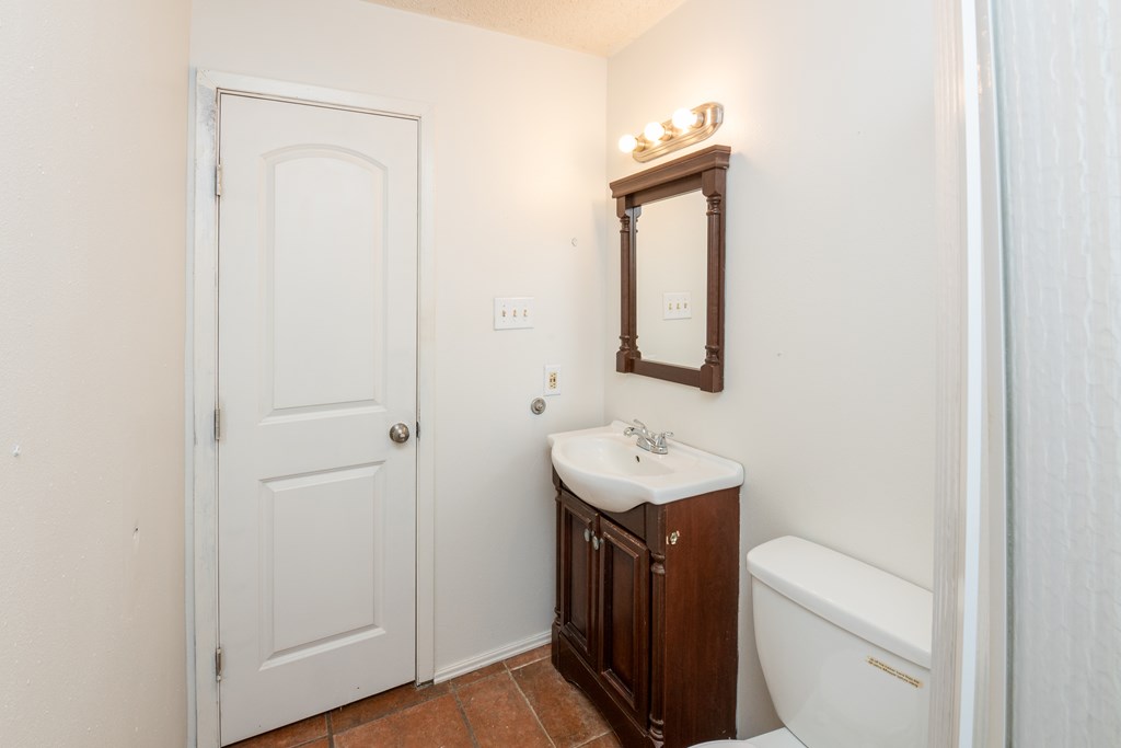 3226 North St Property Photo 15