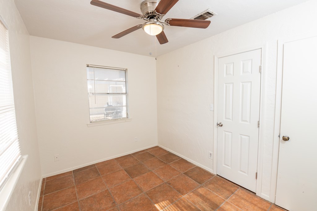 3226 North St Property Photo 20