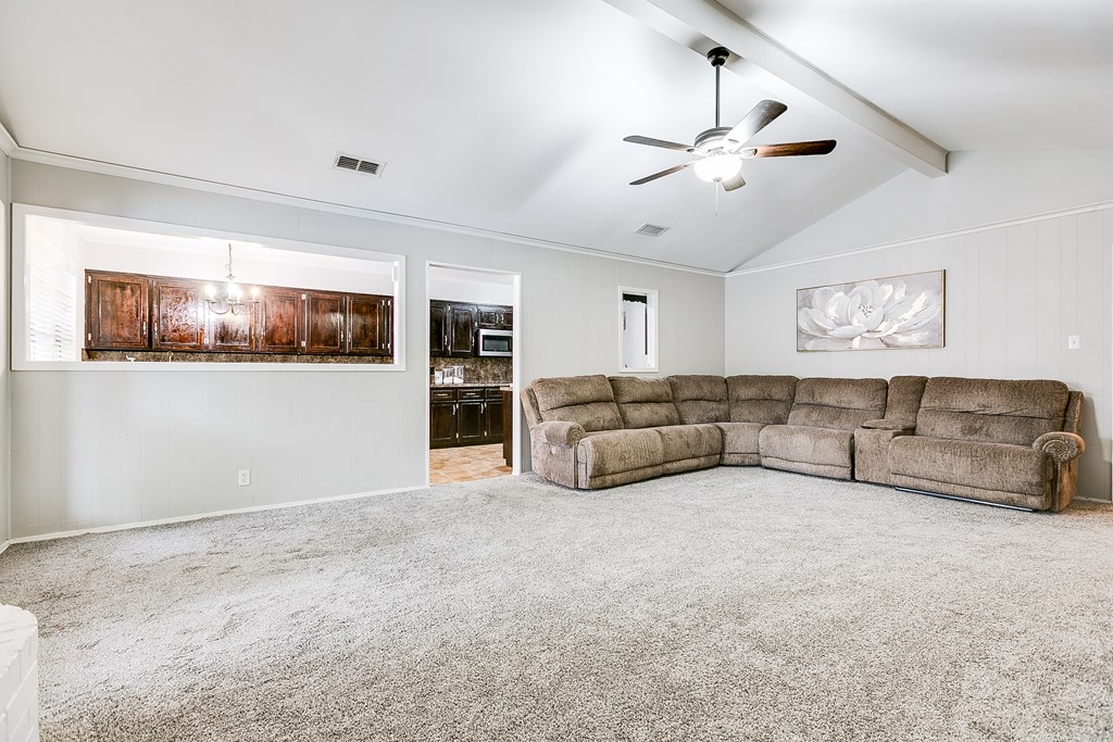 5014 Green Valley Trail Property Photo 10