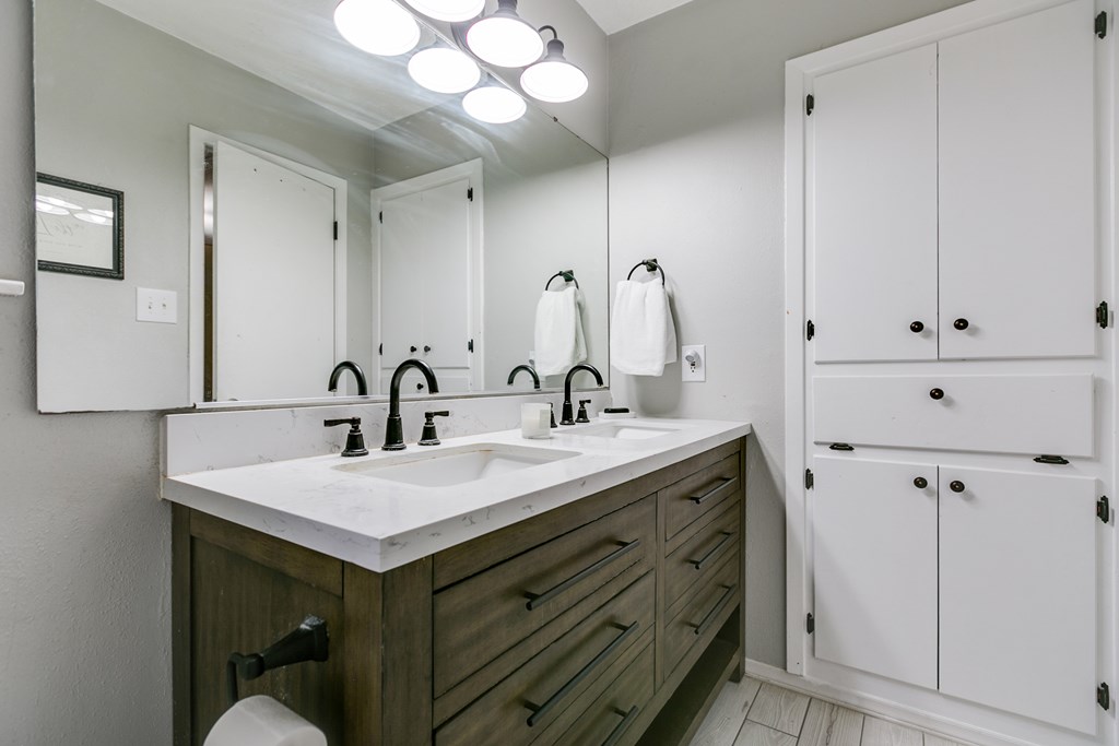5014 Green Valley Trail Property Photo 19