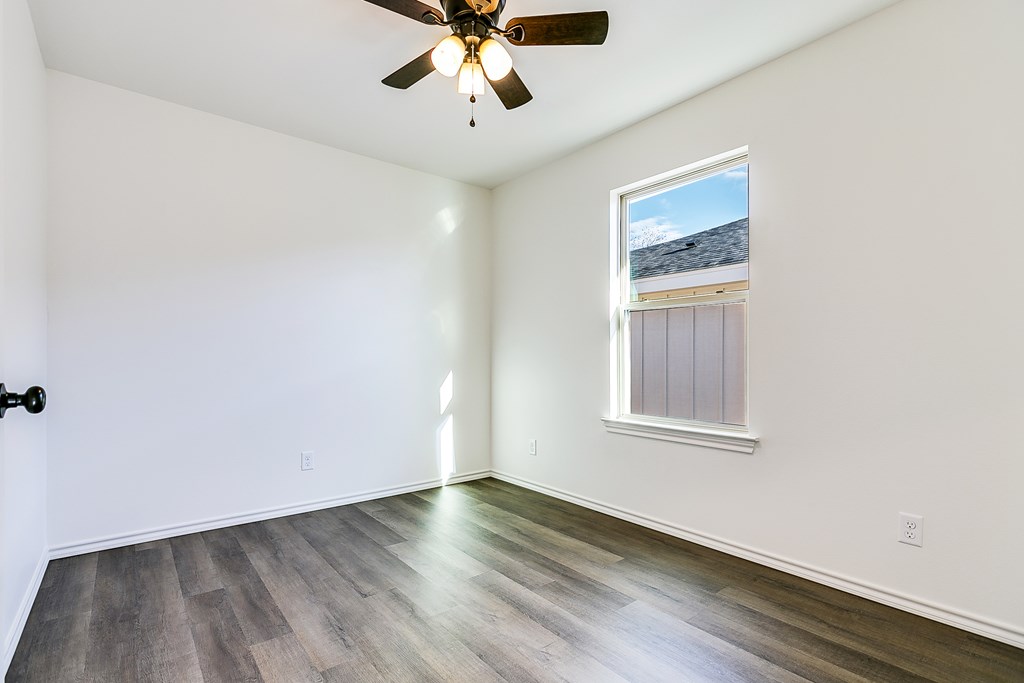2808 Coleman St Property Photo 25