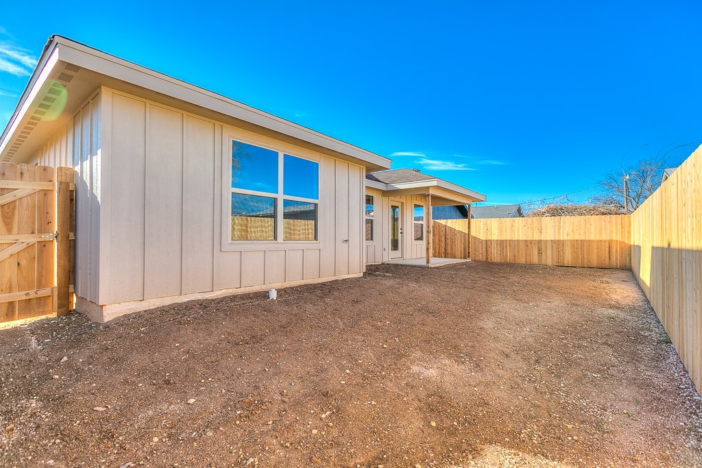 2808 Coleman St Property Photo 31