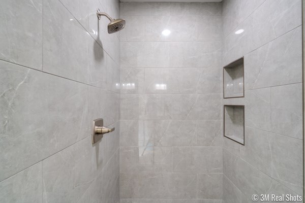 5623 Slayde St Property Photo 17
