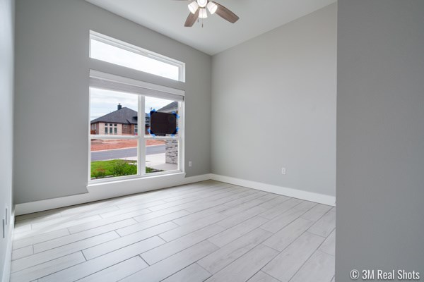 5623 Slayde St Property Photo 19