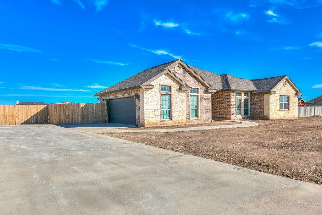 3528 Buck Run Property Photo 4