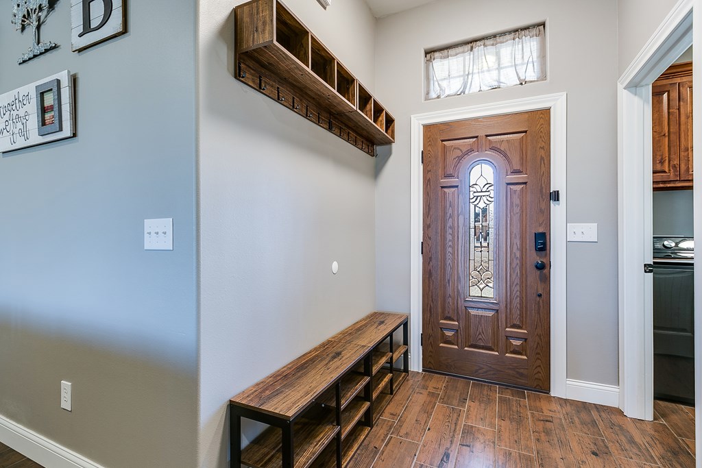3528 Buck Run Property Photo 6