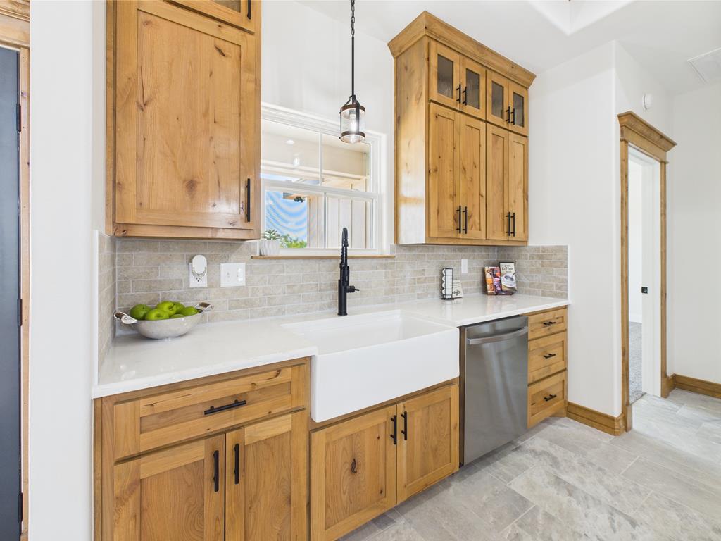 9739 Bighorn Trail Property Photo 7