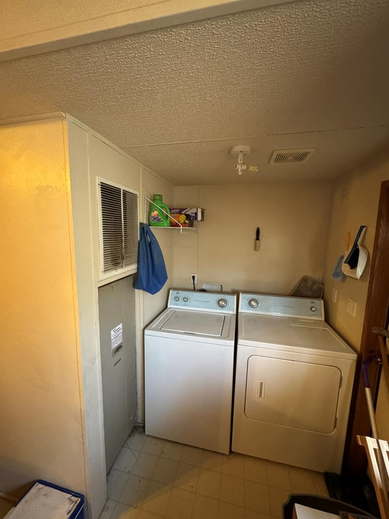 600 N Hallmark Property Photo 5