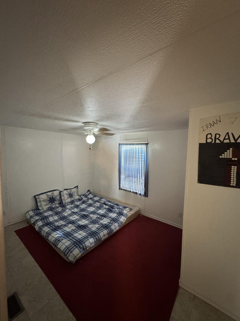 600 N Hallmark Property Photo 7